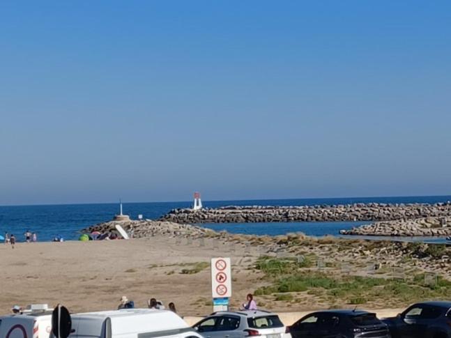 Superbe Appartement Avec Vue Sur Le Port Et Plage Saint-Pierre-la-Mer  Exteriör bild